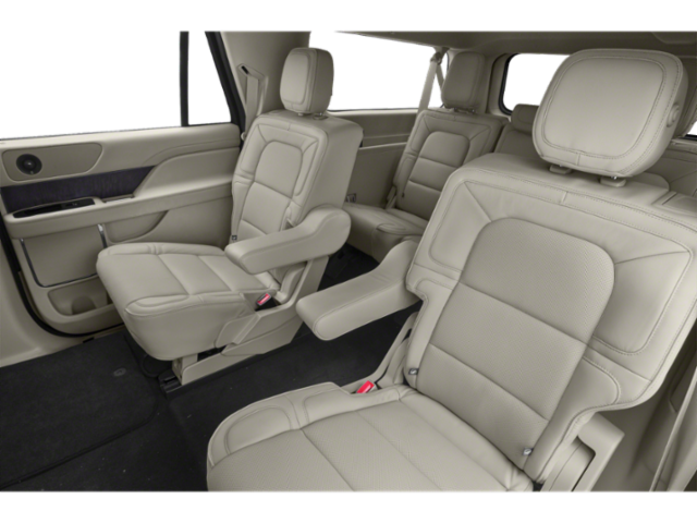 2018 LINCOLN NAVIGATOR L - Image 11