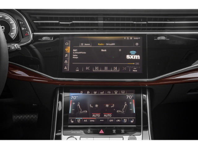2021 Audi Q8 55 Premium Plus photo 3
