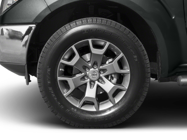 2016 Nissan Frontier SL photo 2