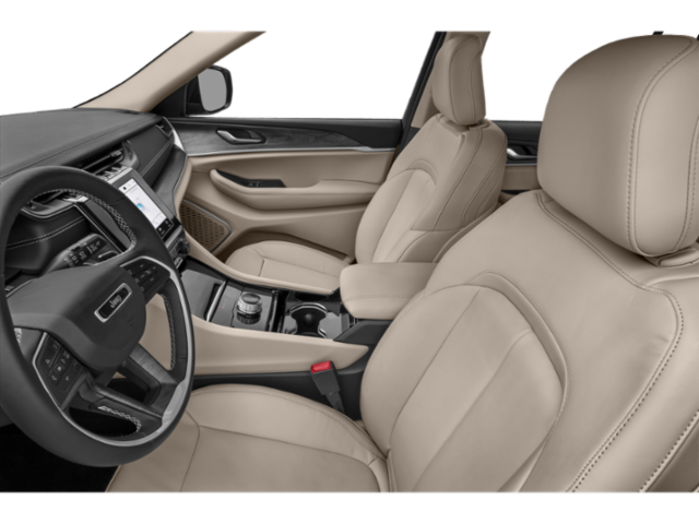 2022 Jeep Grand Cherokee Overland photo 5