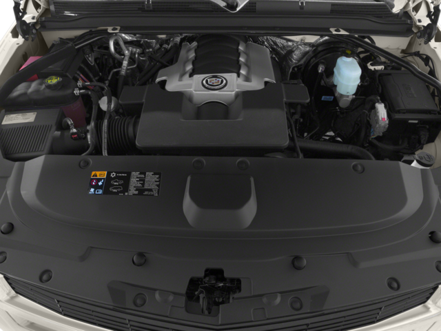 2015 Cadillac Escalade Luxury photo 3