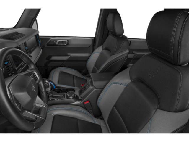 2021 Ford Bronco First Edition photo 6
