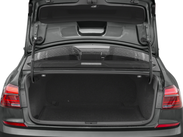 2017 Volkswagen Passat SE photo 2