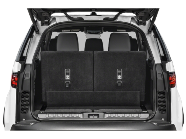 2025 Land Rover Discovery S photo 8