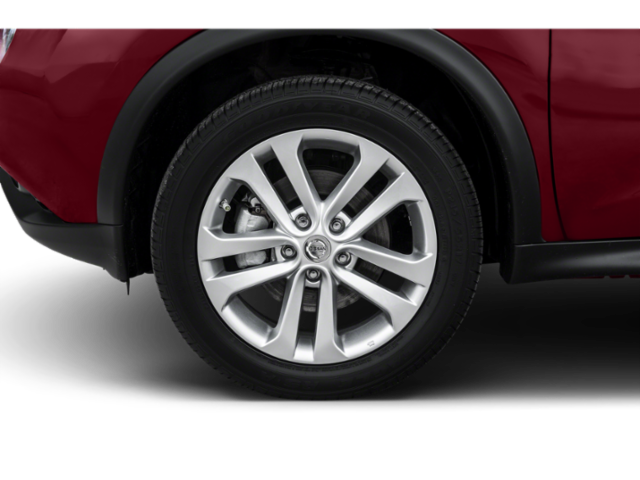 2015 Nissan Juke SV photo 3