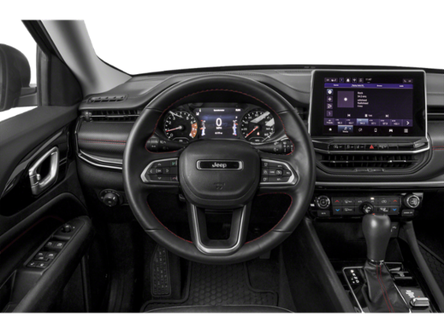 2022 Jeep Compass Trailhawk photo 2