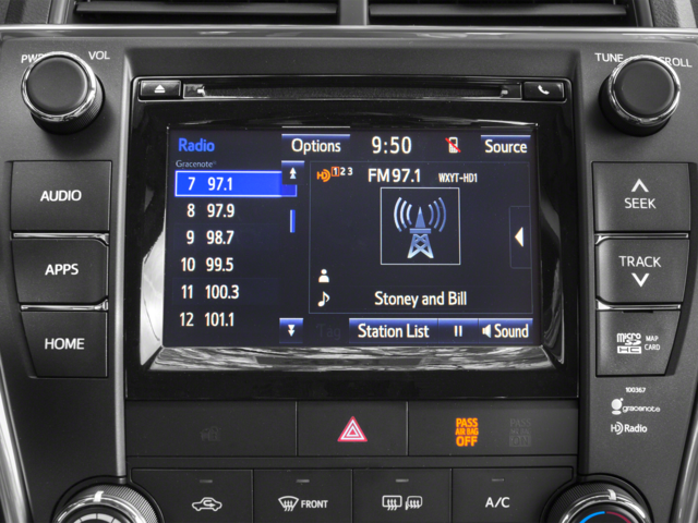 2017 Toyota Camry XSE photo 12