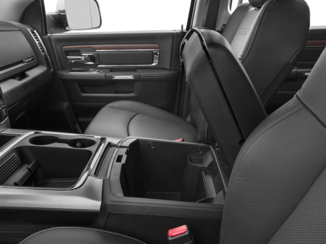 2018 Ram 3500 Laramie photo 14