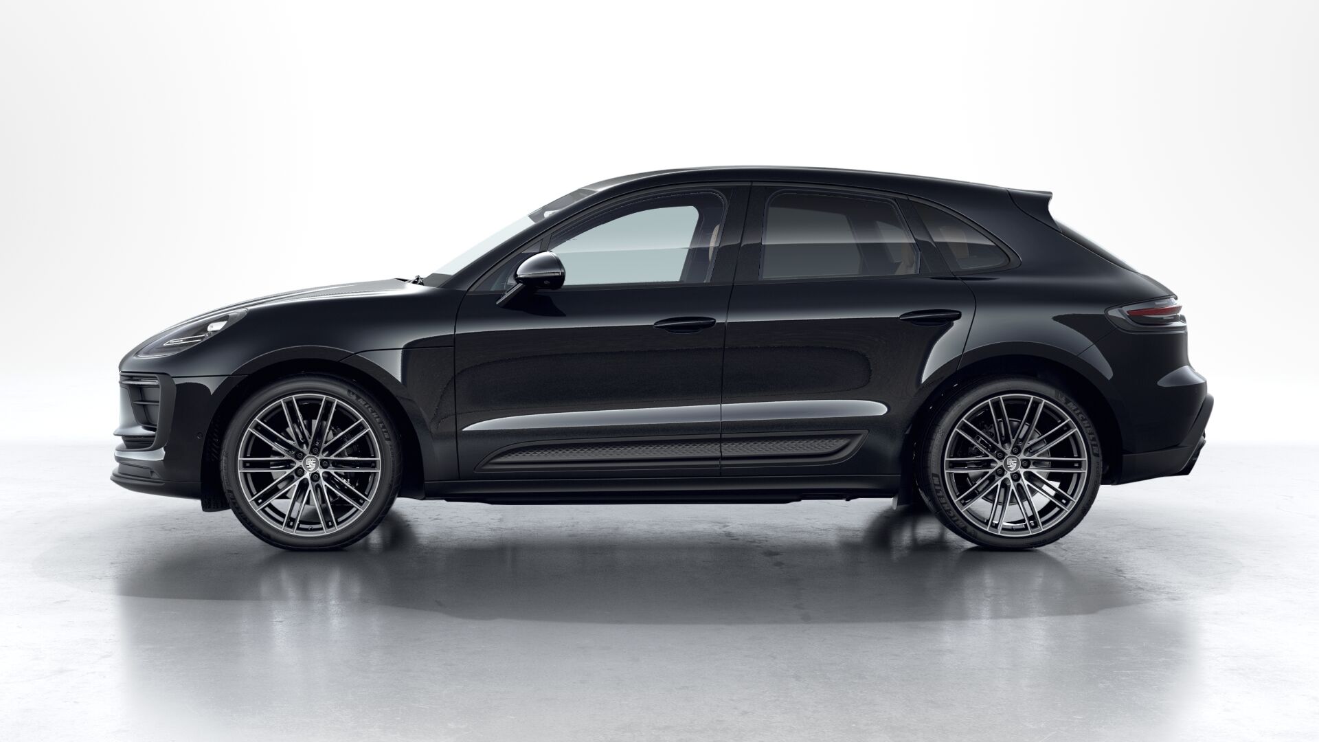 New 2025 Porsche Macan Sport Utility in Tampa LB02532 Porsche Tampa