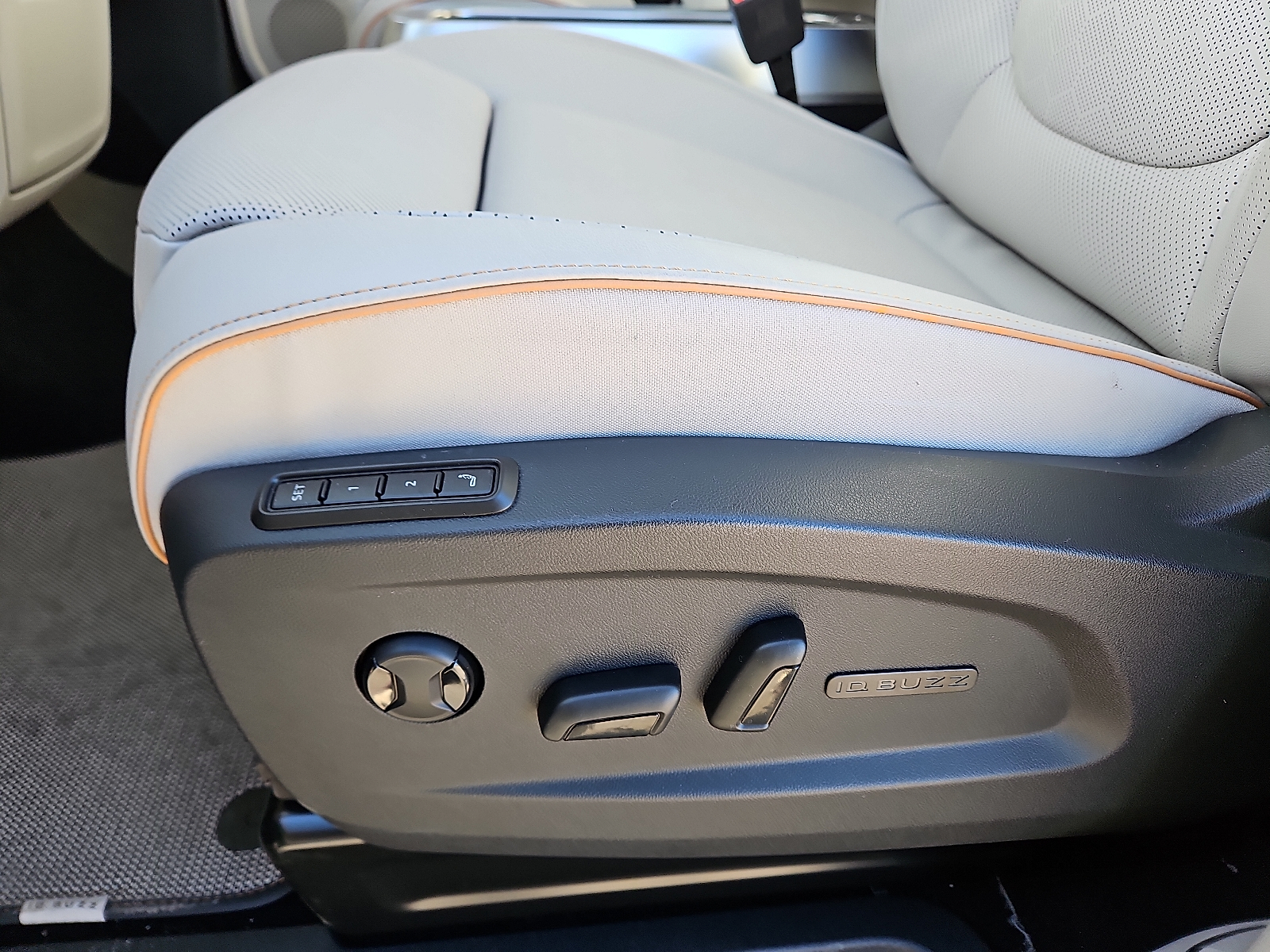 new 2025 Volkswagen ID. Buzz car, priced at $66,385