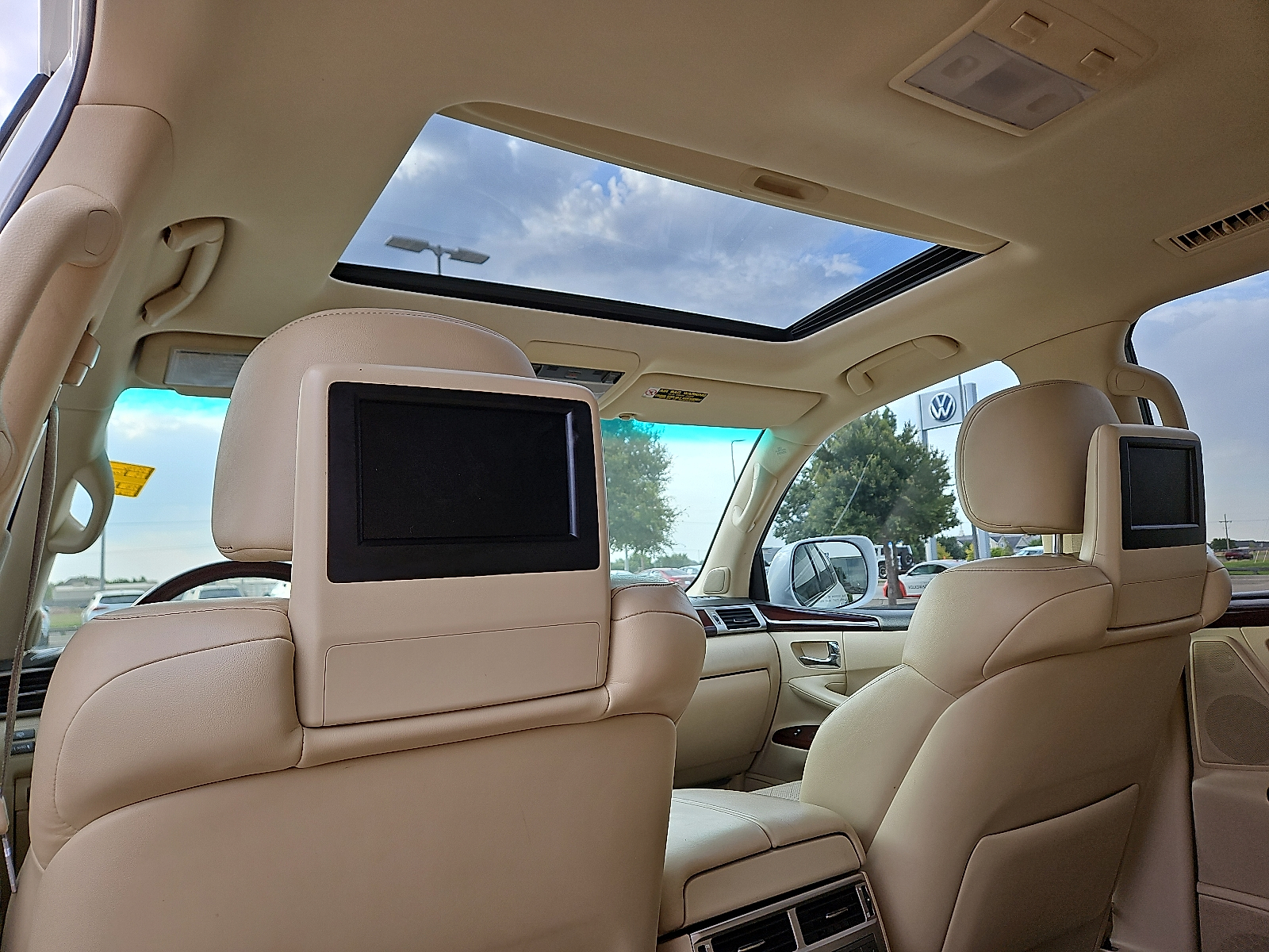 used 2013 Lexus LX 570 car, priced at $25,995