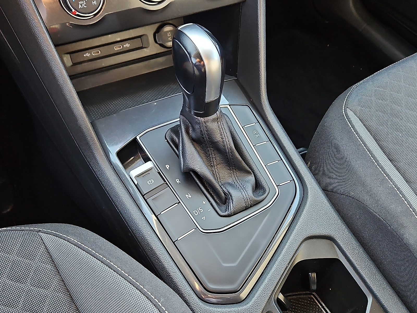 used 2021 Volkswagen Tiguan car, priced at $22,725