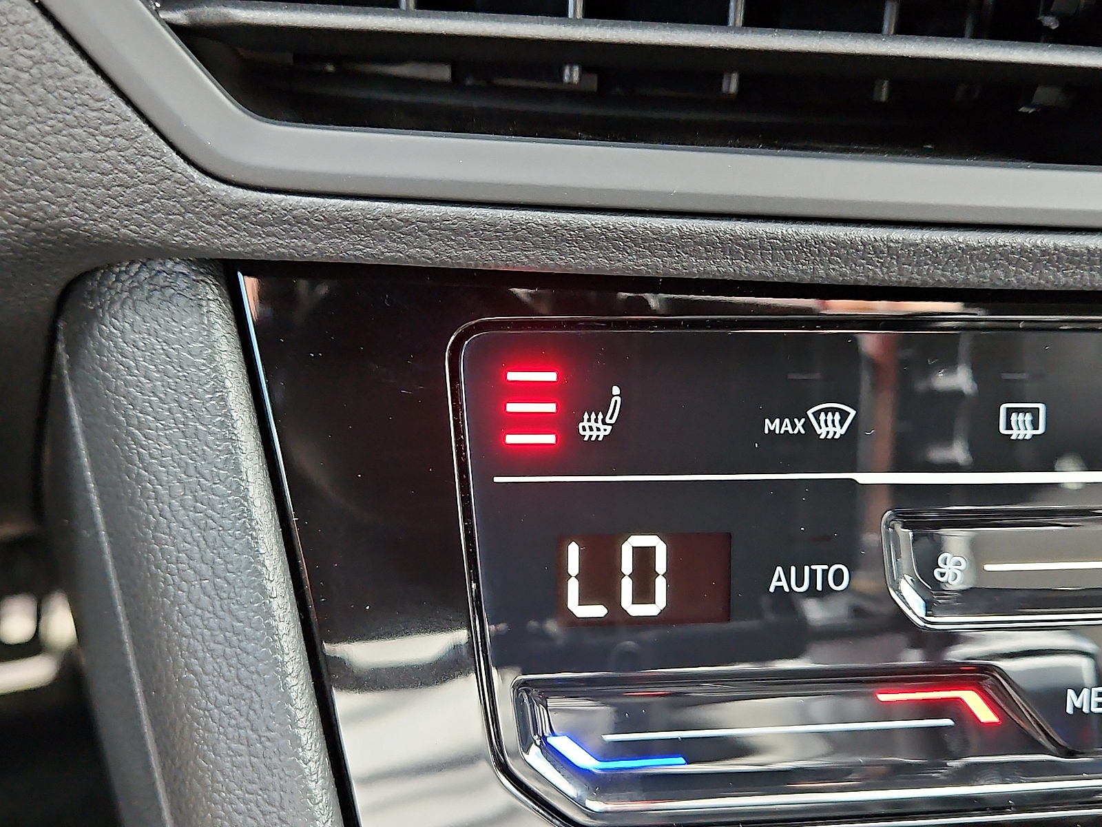 new 2025 Volkswagen Jetta car, priced at $25,916
