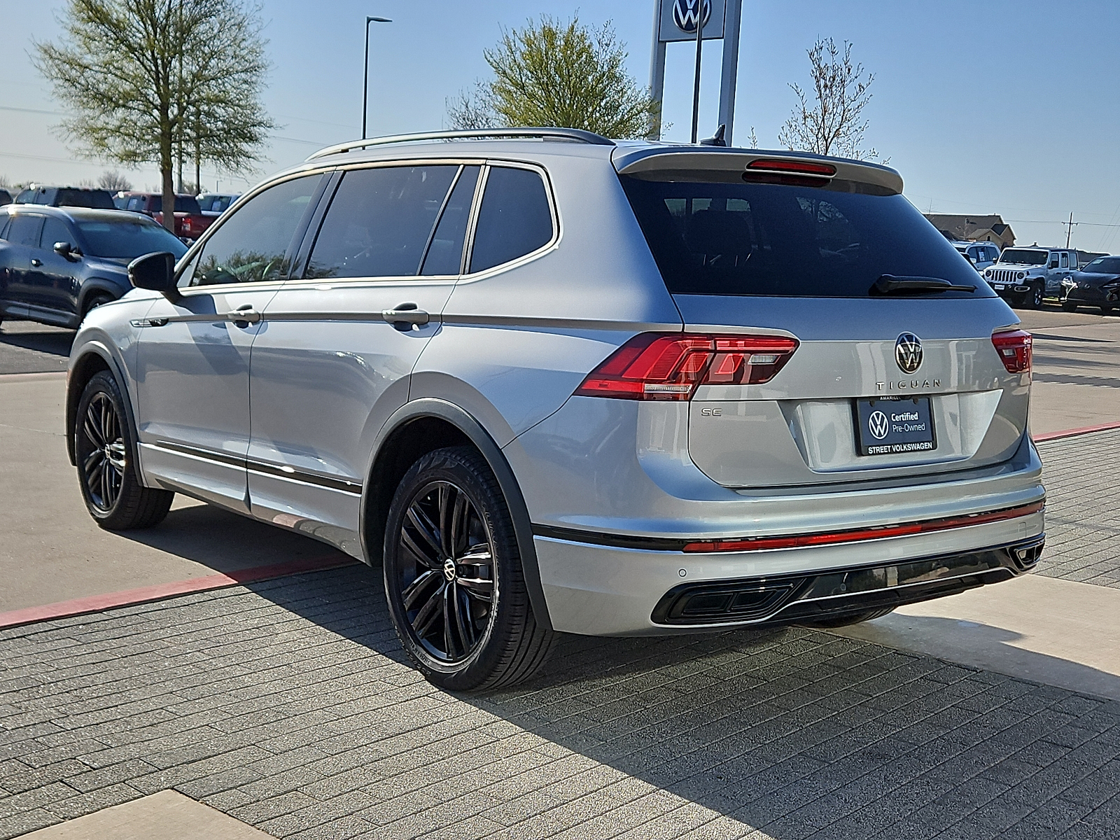 used 2022 Volkswagen Tiguan car, priced at $25,575