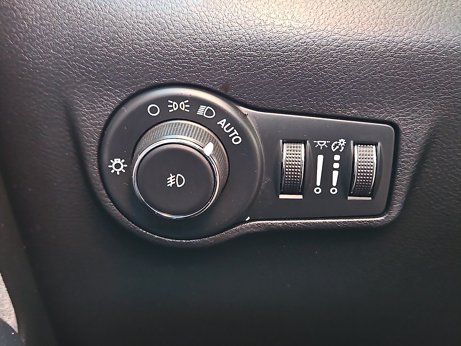 used 2022 Jeep Compass car, priced at $21,200