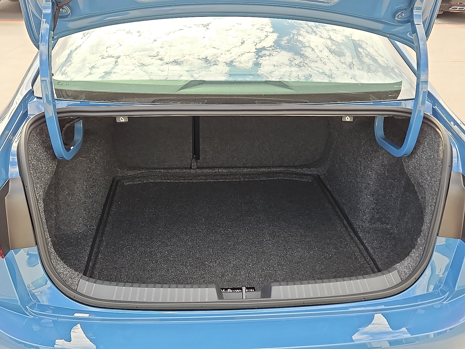 new 2025 Volkswagen Jetta car, priced at $25,916