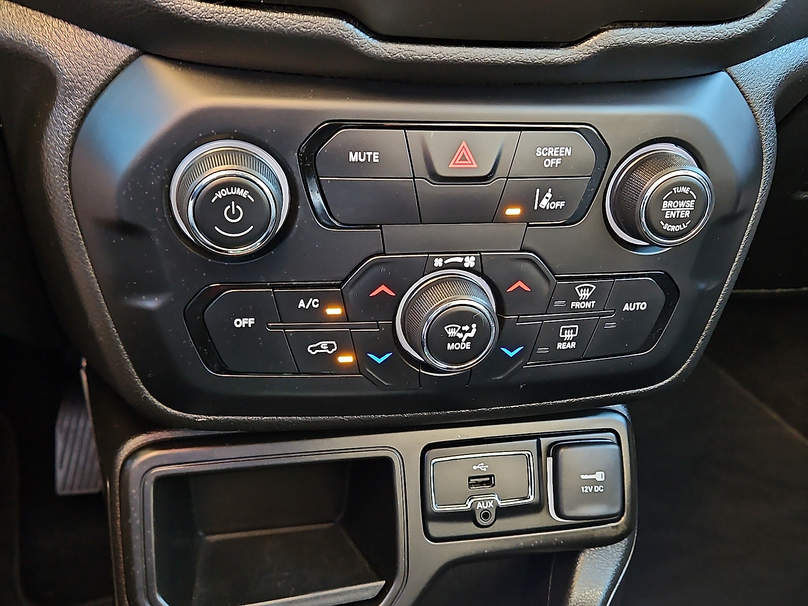 used 2021 Jeep Renegade car, priced at $16,399