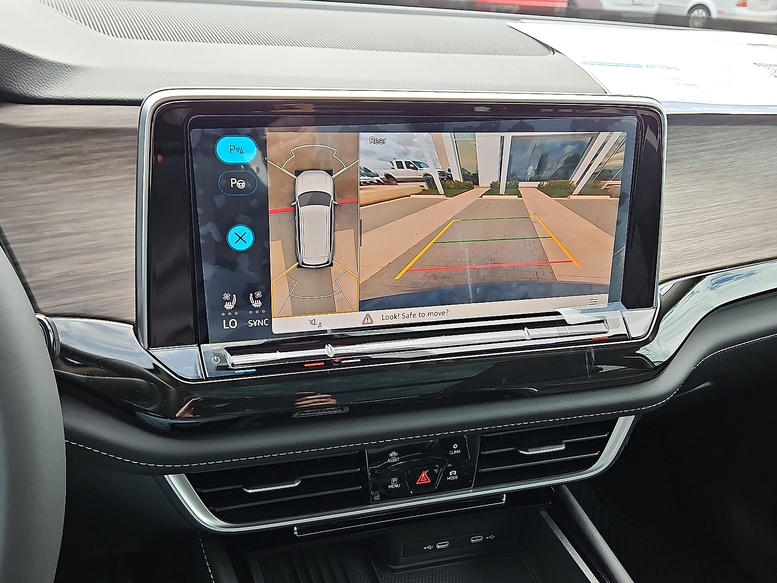 new 2025 Volkswagen Atlas car, priced at $57,006