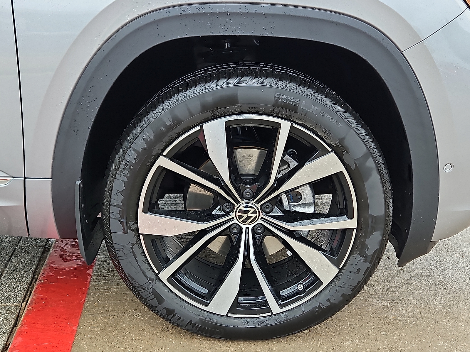 new 2025 Volkswagen Atlas Cross Sport car, priced at $54,846