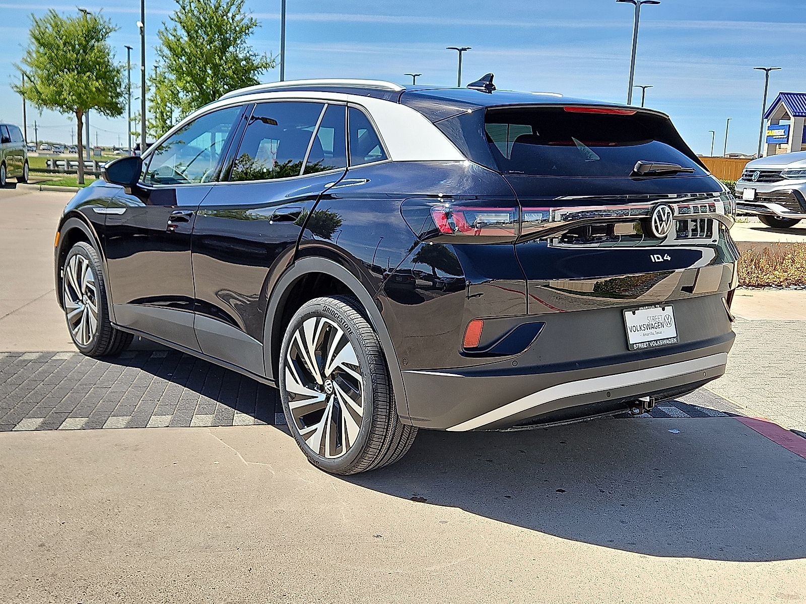 new 2025 Volkswagen ID.4 car, priced at $59,461