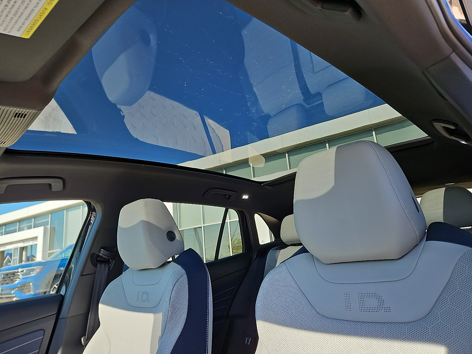 new 2025 Volkswagen ID.4 car, priced at $52,361