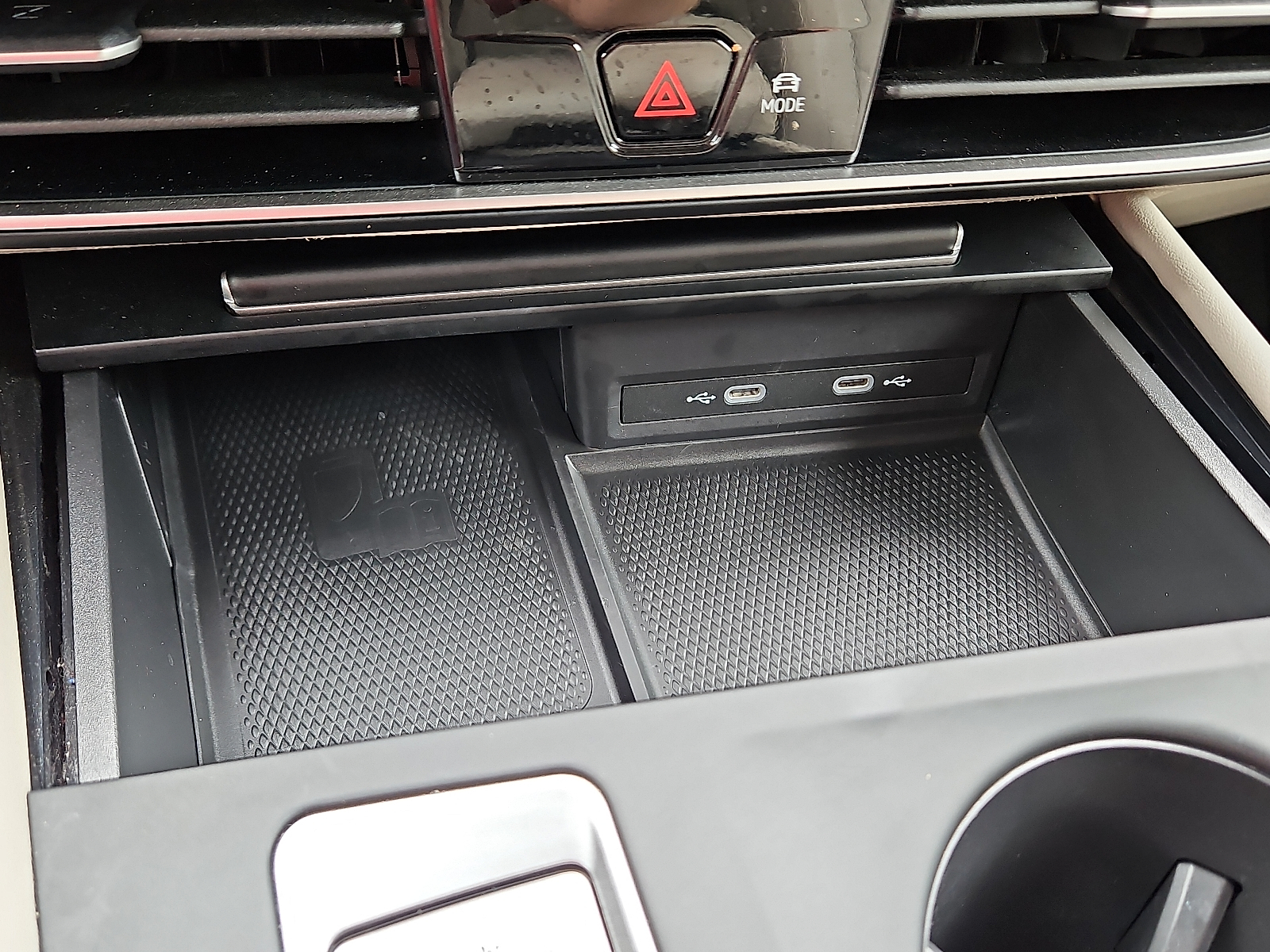 used 2024 Volkswagen Atlas car, priced at $34,599