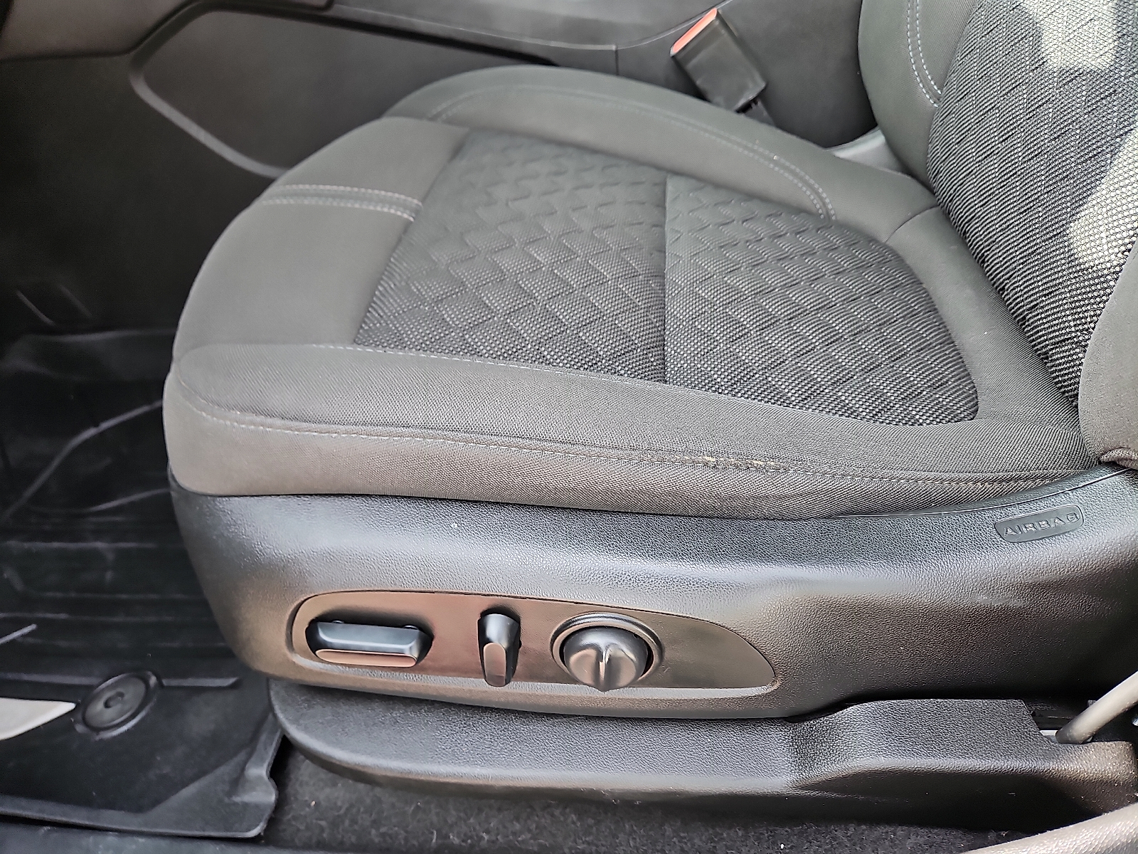 used 2021 Chevrolet Blazer car, priced at $16,000