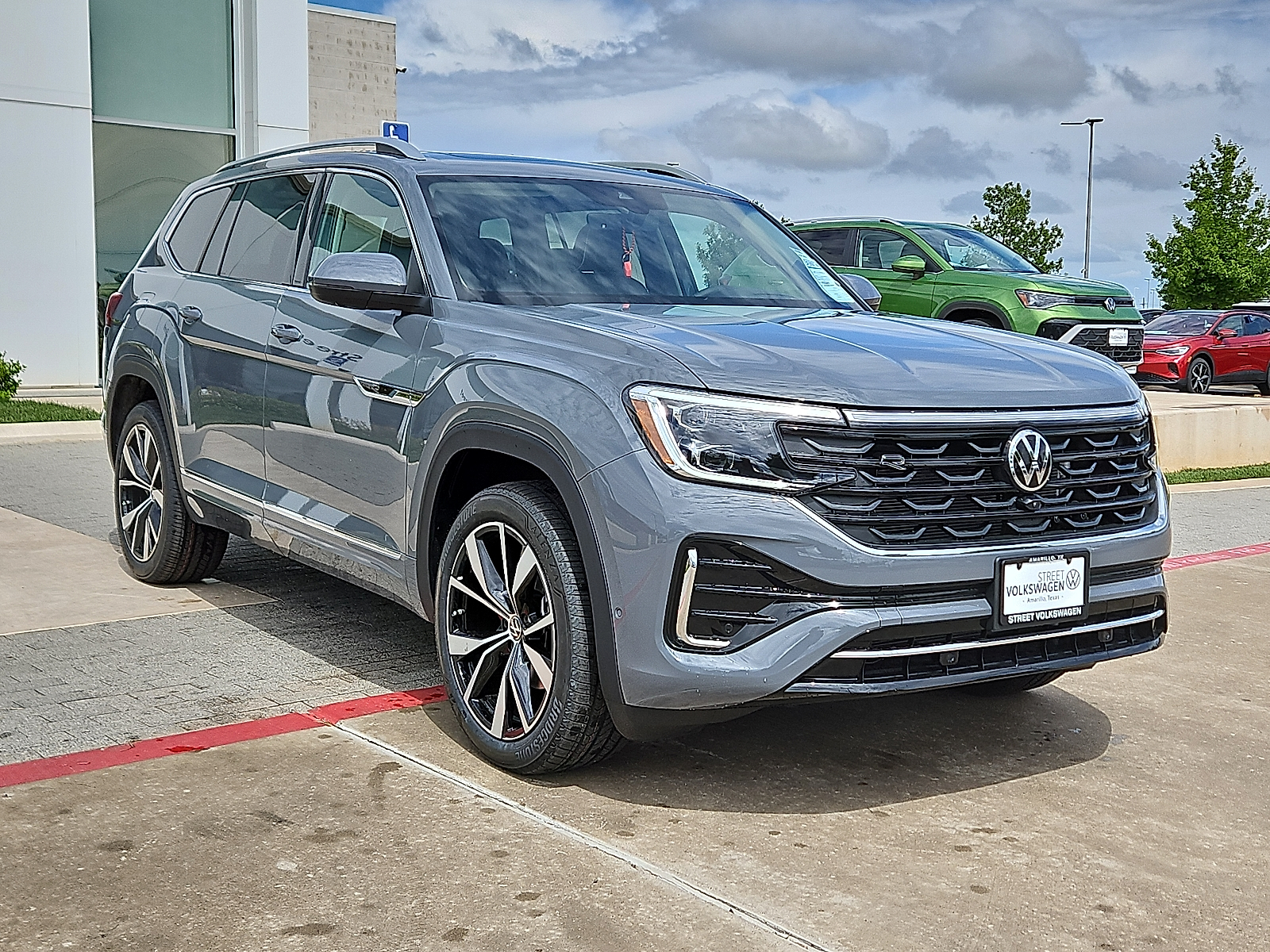 new 2025 Volkswagen Atlas car, priced at $57,006
