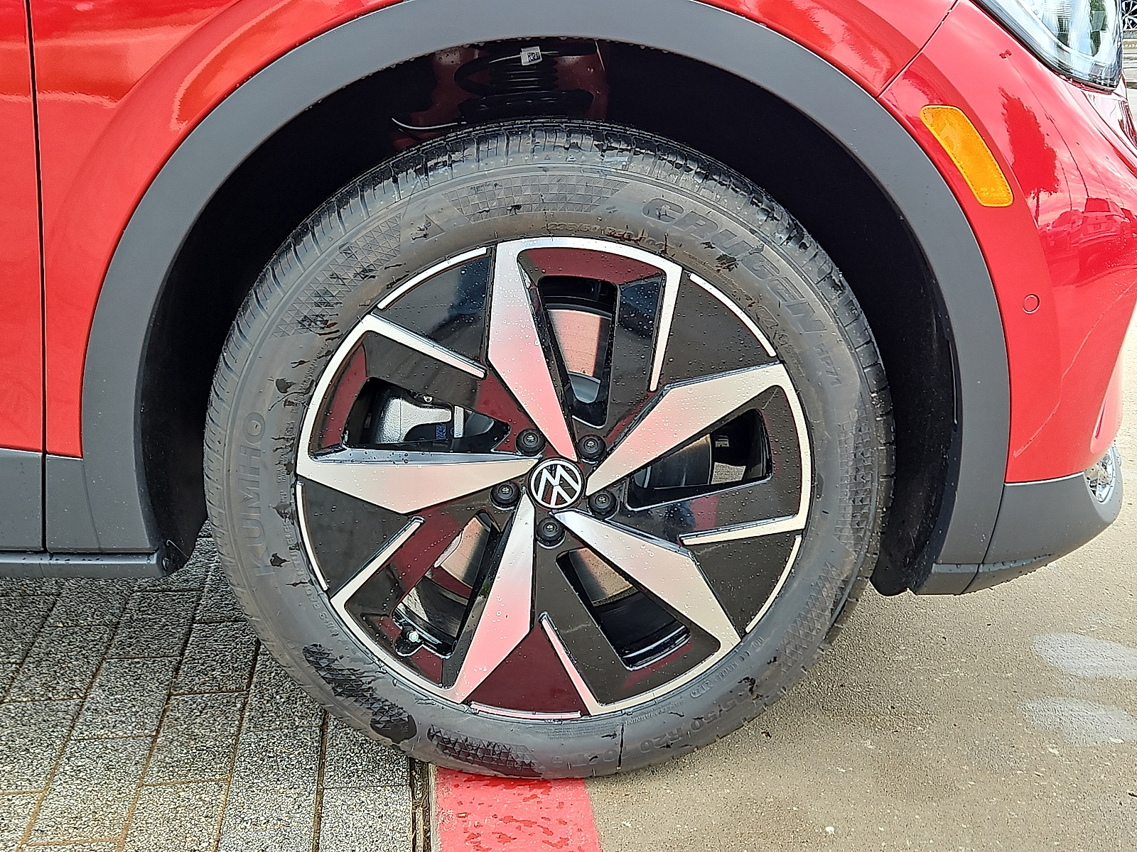 new 2025 Volkswagen ID.4 car, priced at $56,716