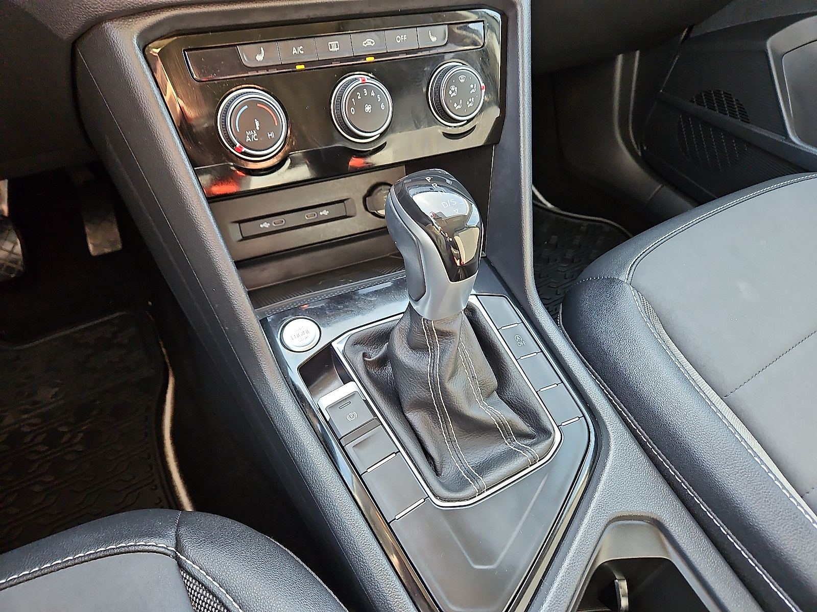 used 2023 Volkswagen Taos car, priced at $21,975