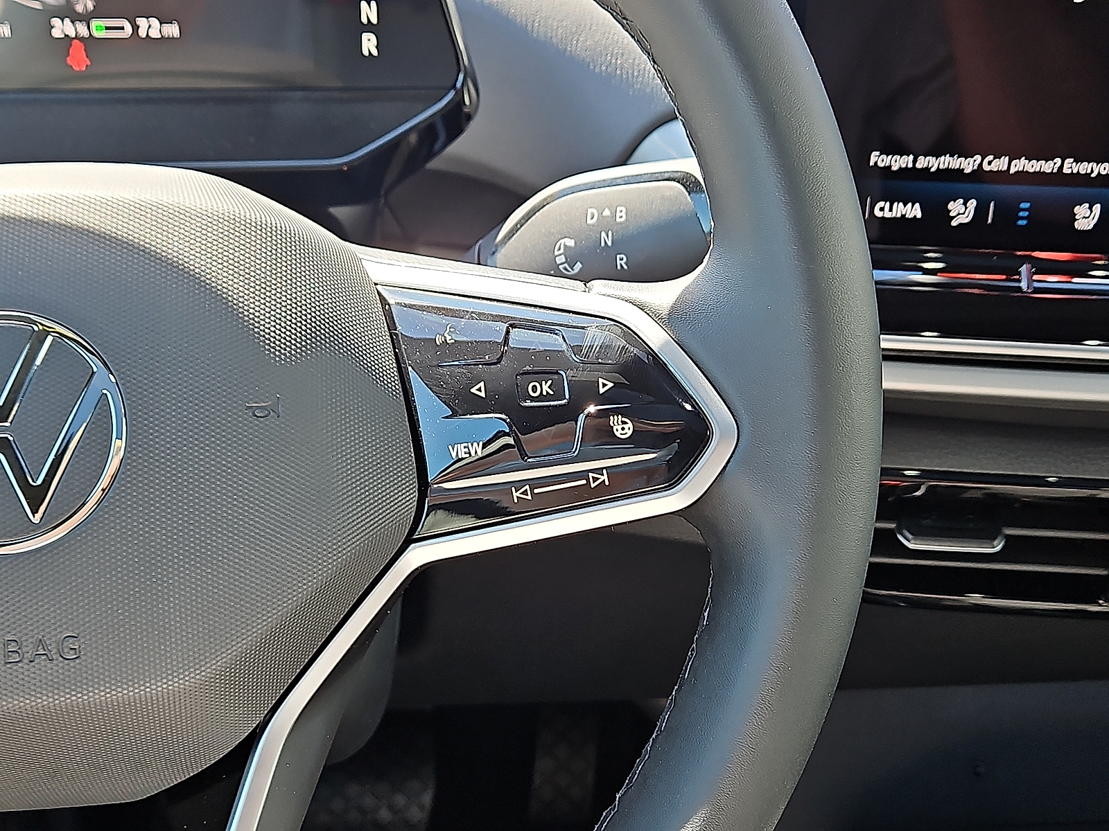 new 2025 Volkswagen ID.4 car, priced at $59,461