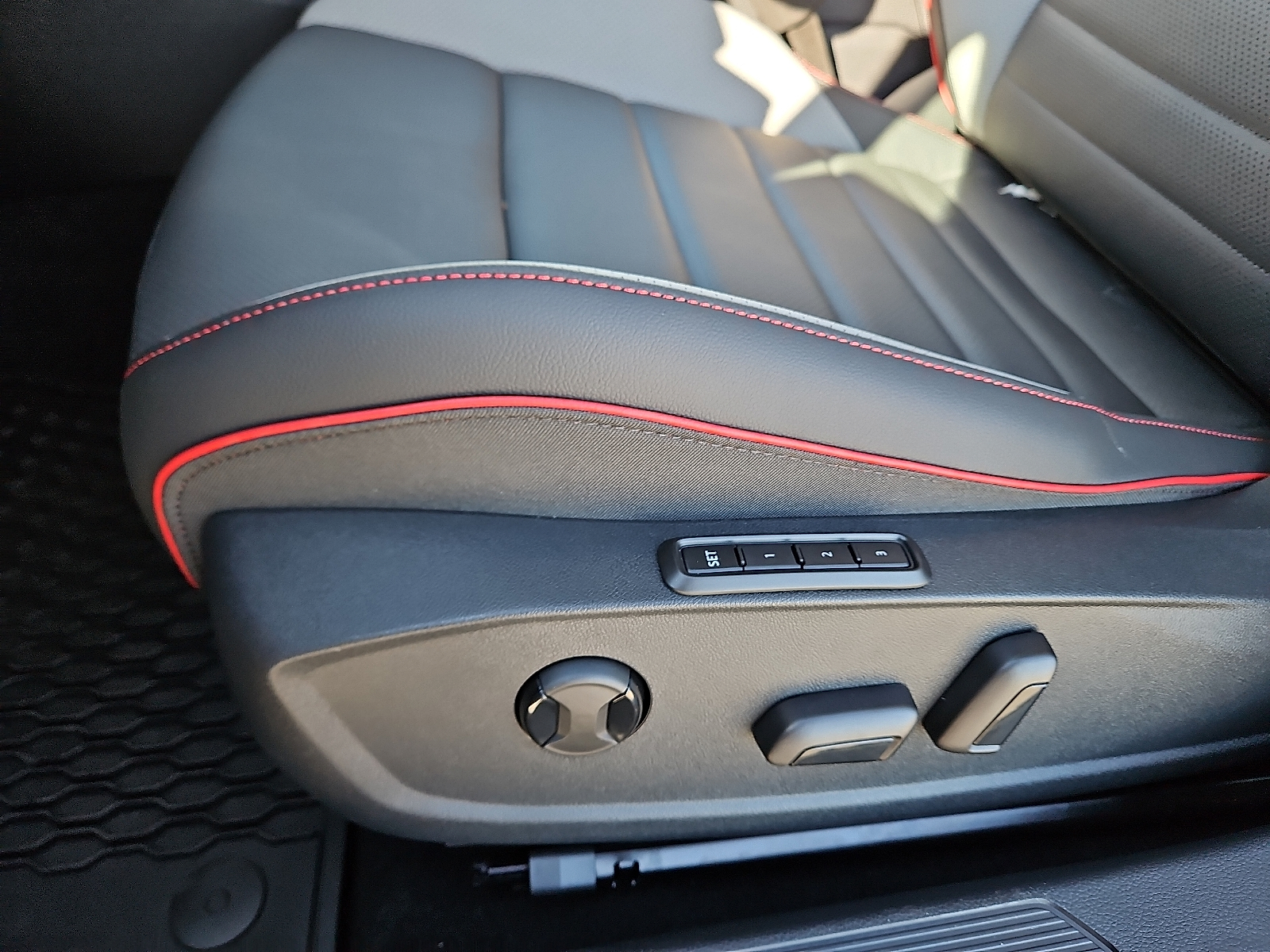 new 2024 Volkswagen Golf GTI car, priced at $37,923