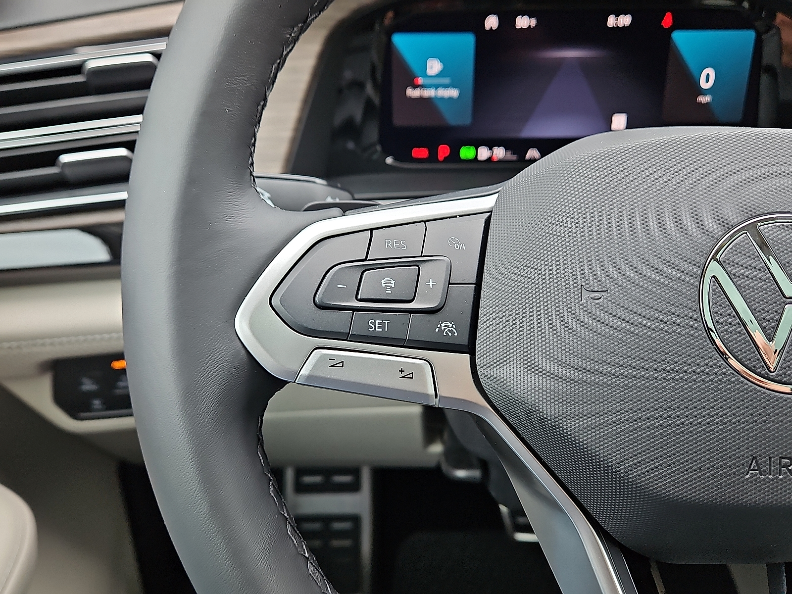 new 2025 Volkswagen Atlas car, priced at $57,006
