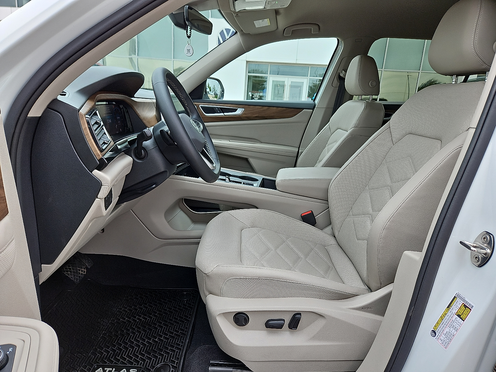 used 2024 Volkswagen Atlas car, priced at $34,599