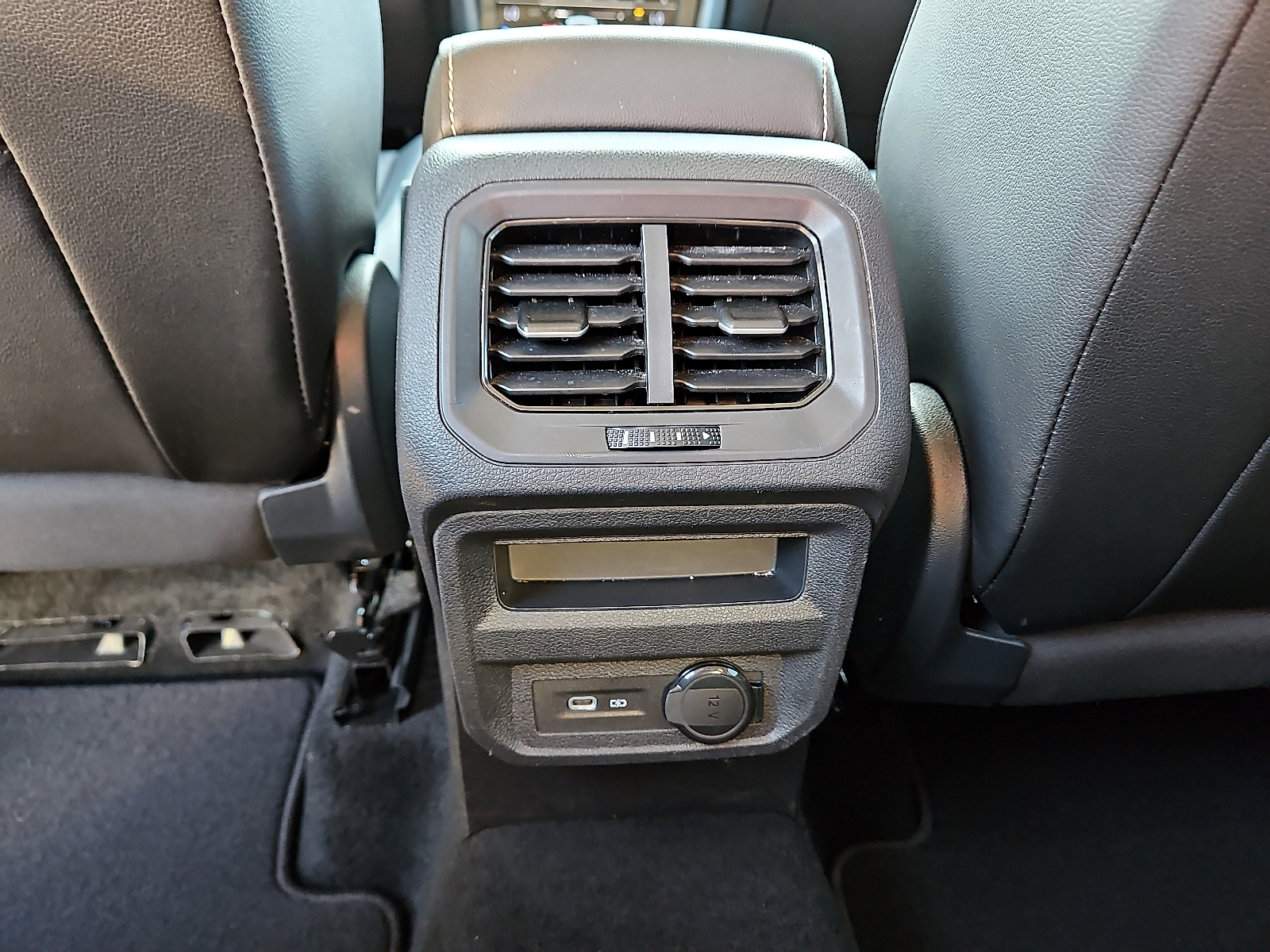 used 2024 Volkswagen Tiguan car, priced at $25,575