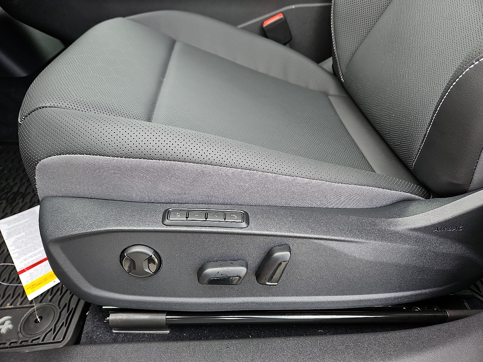 new 2025 Volkswagen ID.4 car, priced at $56,716