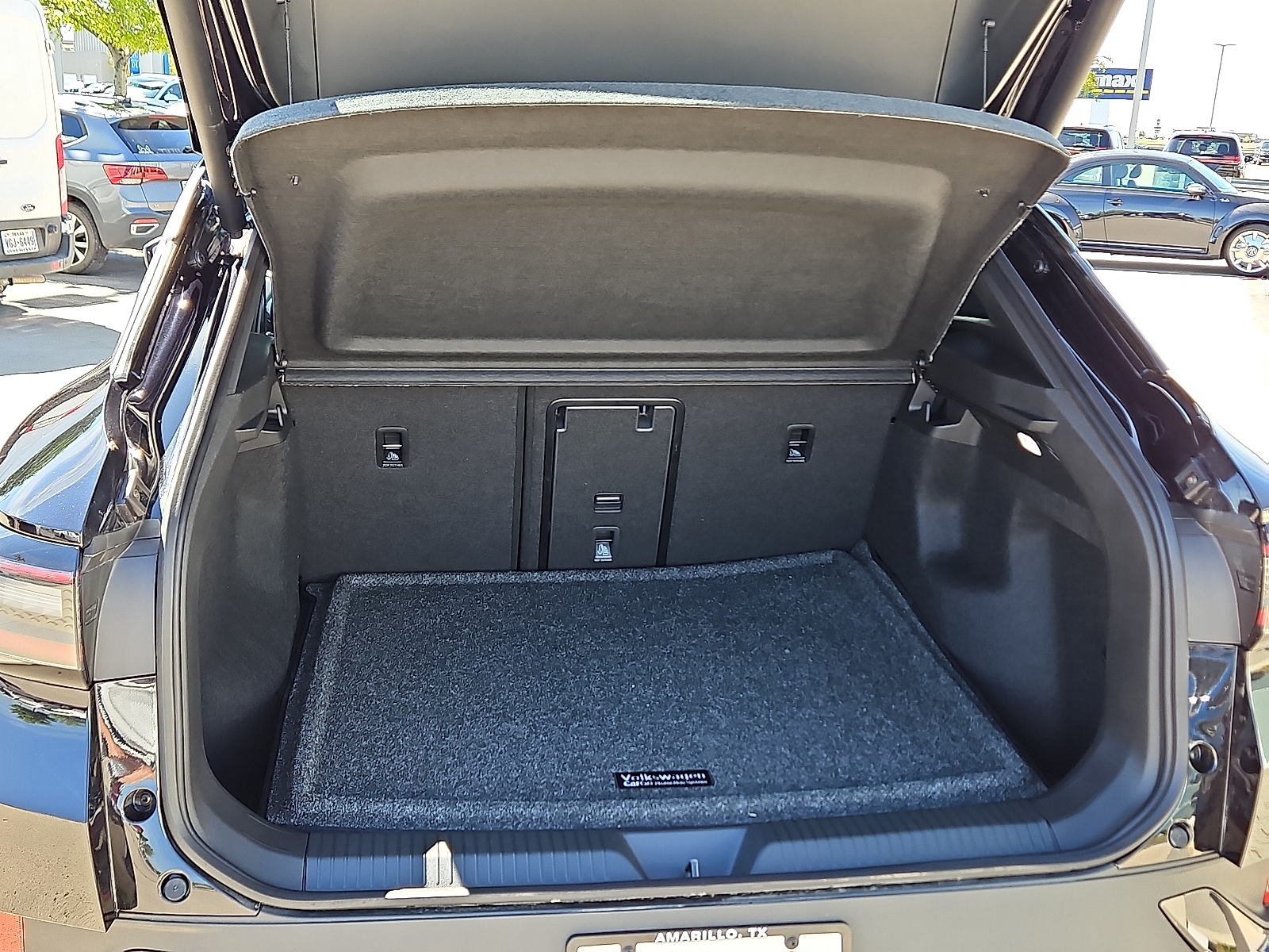 new 2025 Volkswagen ID.4 car, priced at $59,461