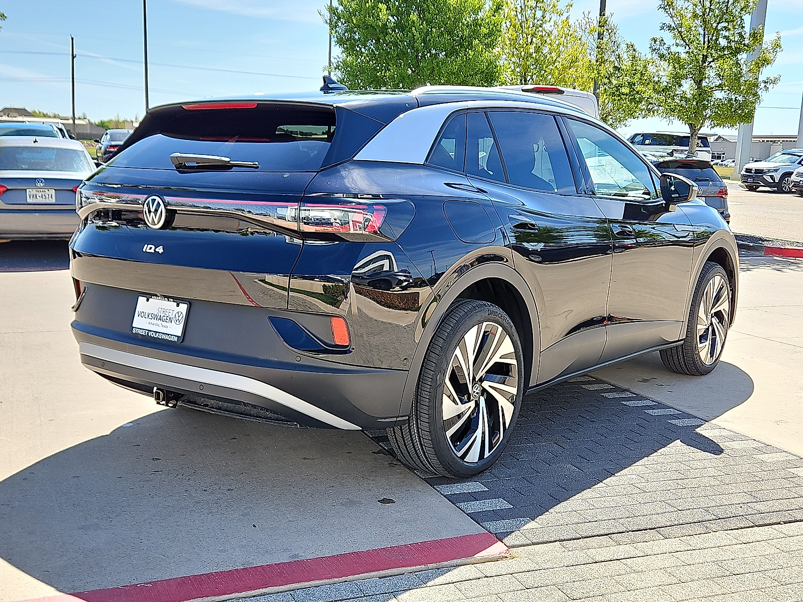 new 2025 Volkswagen ID.4 car, priced at $59,461