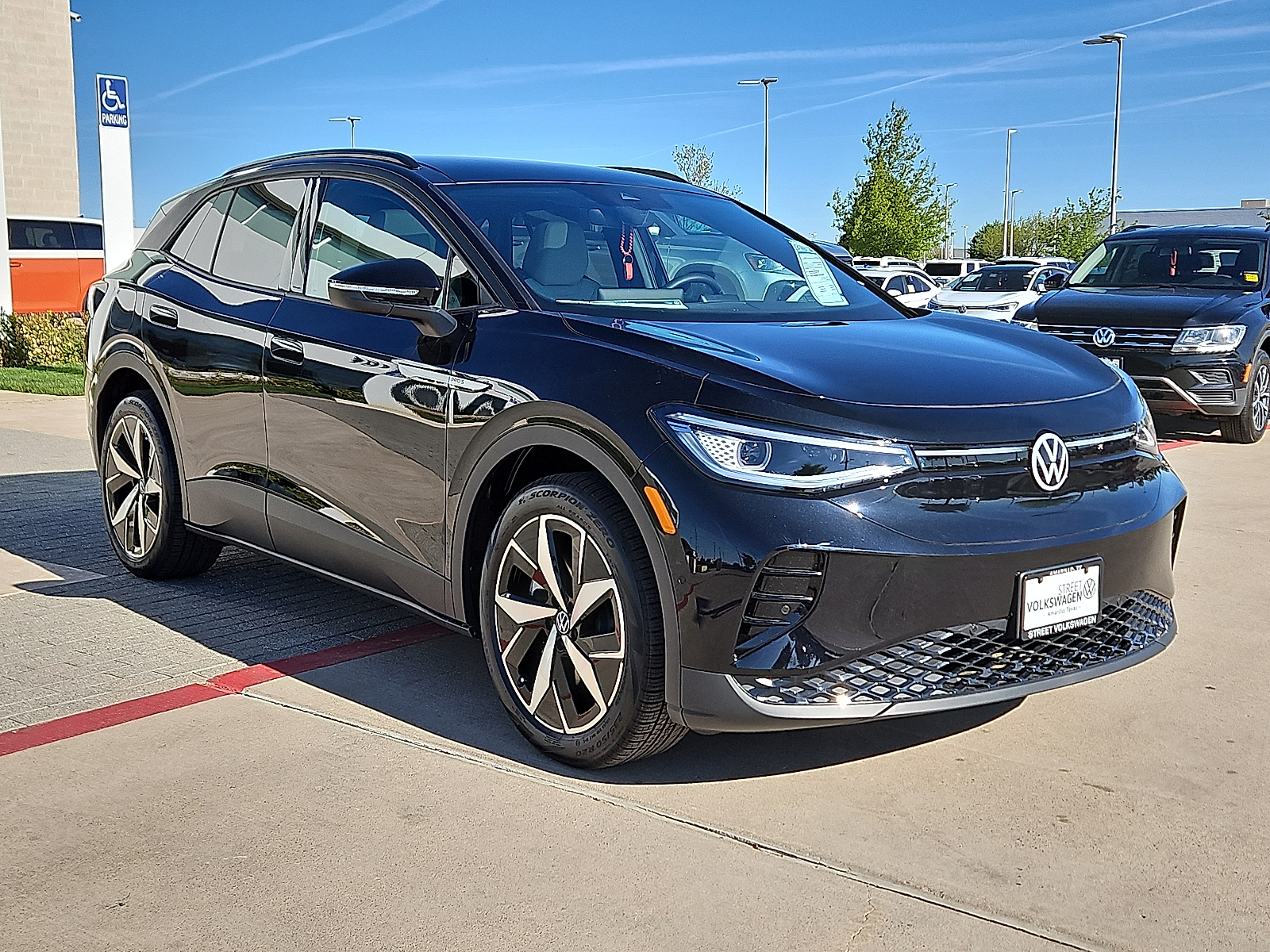 new 2025 Volkswagen ID.4 car, priced at $52,361