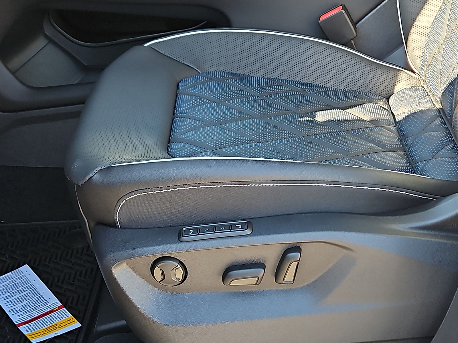 new 2025 Volkswagen Atlas Cross Sport car, priced at $54,616