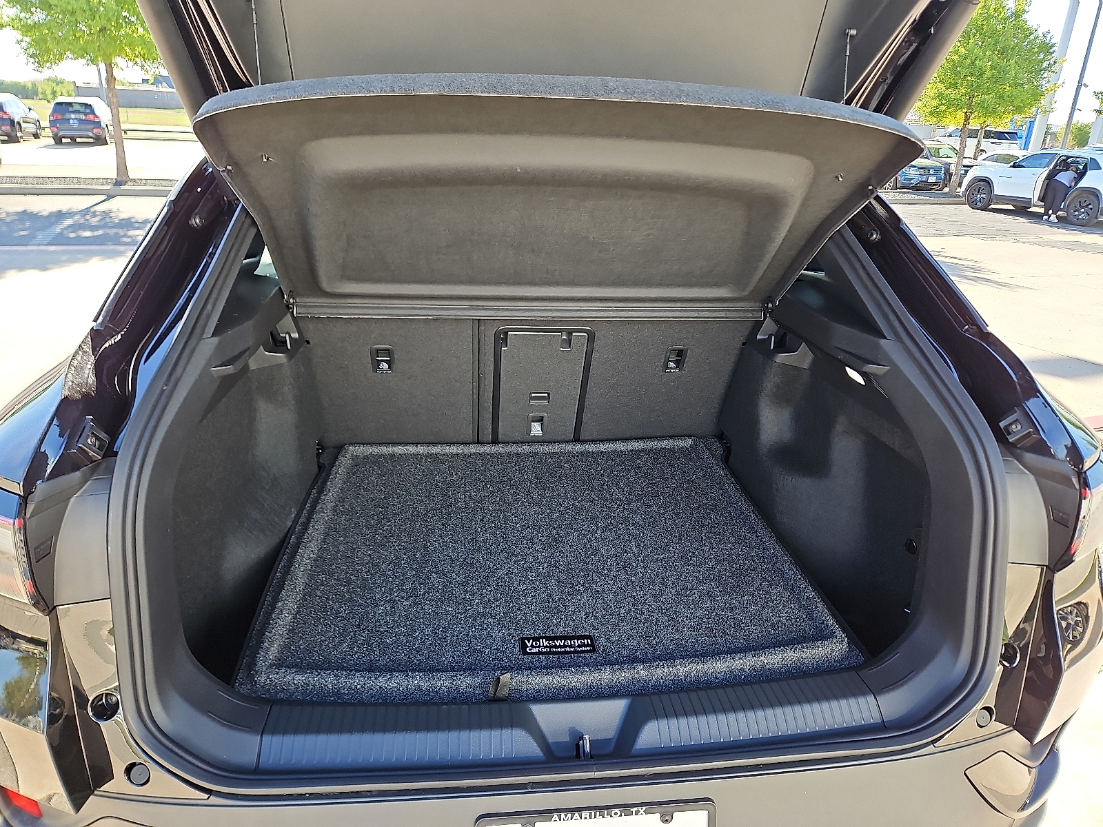 new 2025 Volkswagen ID.4 car, priced at $52,361